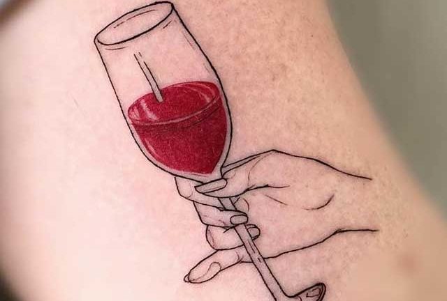 TATUAGENS INSPIRADAS EM VINHO