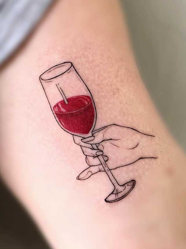 TATUAGENS INSPIRADAS EM VINHO