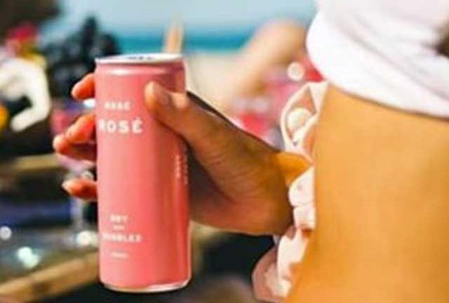 VINHO EM LATA É O FAVORITO DOS JOVENS