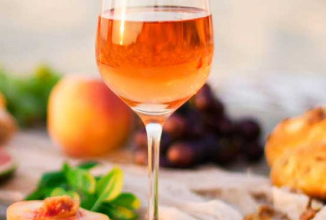 O QUE É O VINHO LARANJA?
