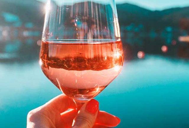 DESTINOS PRA QUEM É APAIXONADO POR VINHOS